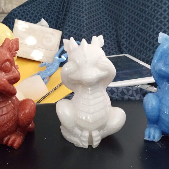 Handmade Patriotic Red White Blue Dragon Statute - Picture 1 of 4